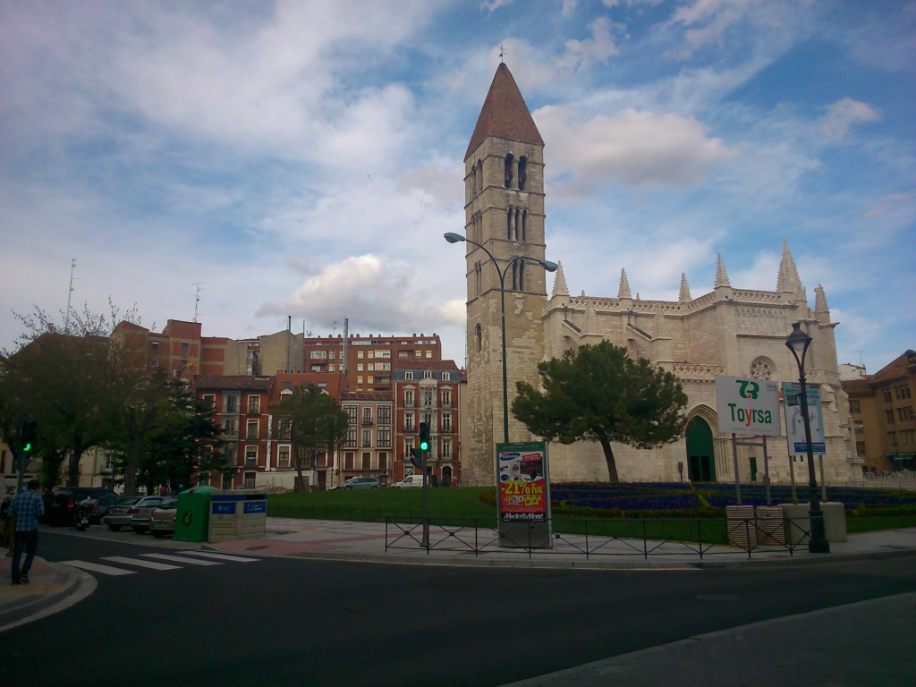 URBANIZACIÓN CALLE MAÑAGA Y SOLANILLA (VALLADOLID)